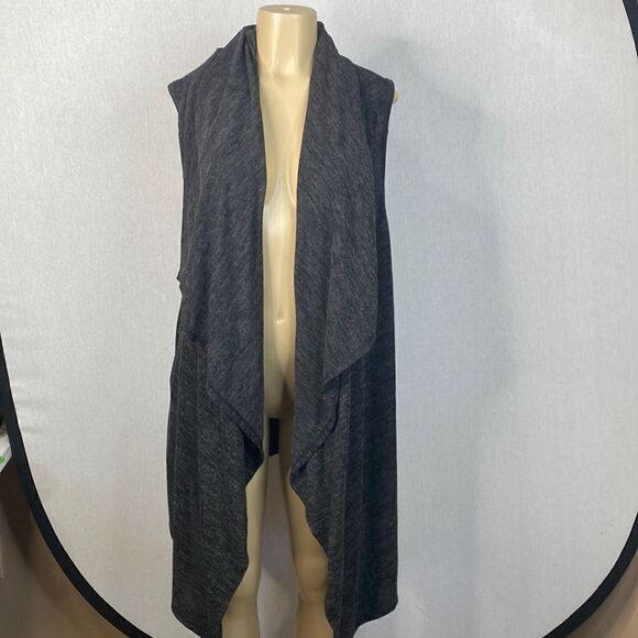 Women’s In Love Sleeveless Cardigan. Dark Grey Slightly Heathered. Size 1X. - Picture 1 of 6